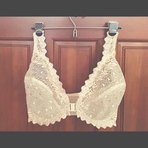 Two beautiful lace bras, never worn